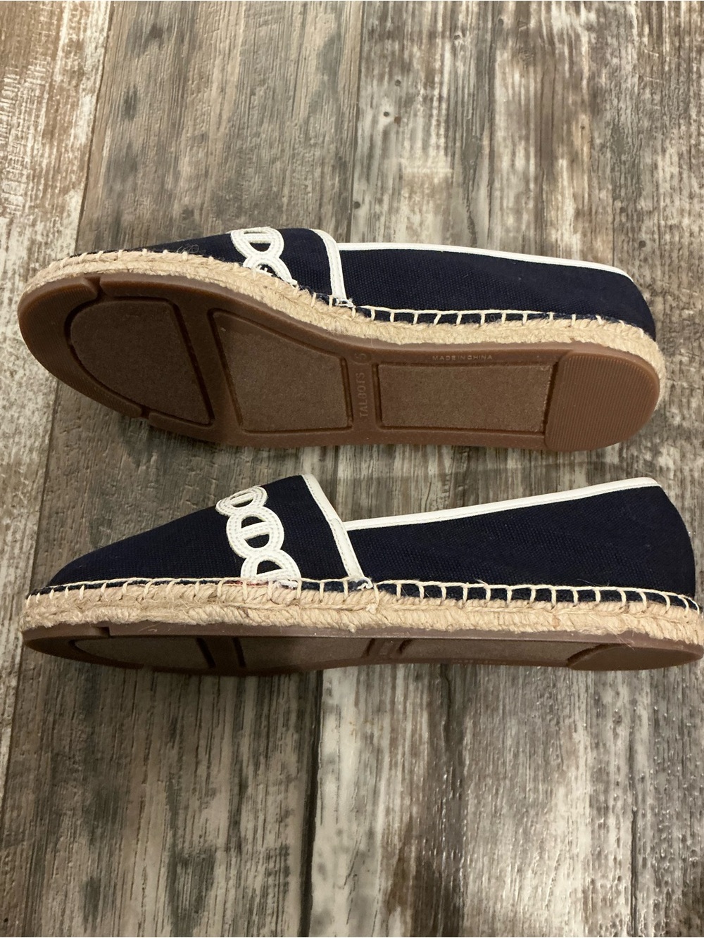 Talbots Navy Canvas Espadrilles with White Trim and Embroidery Size 5 - Picture 4 of 12